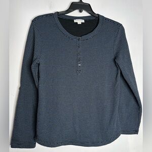 Vintage America women’s long sleeve tee.  Size Large